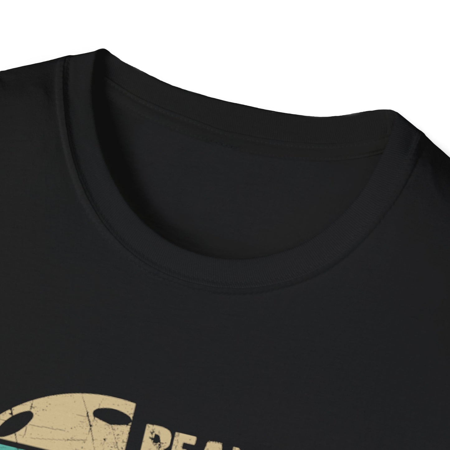 Men's Cool Pickleball T-shirt - Real Men Stay Out Of The Kitchen Retro