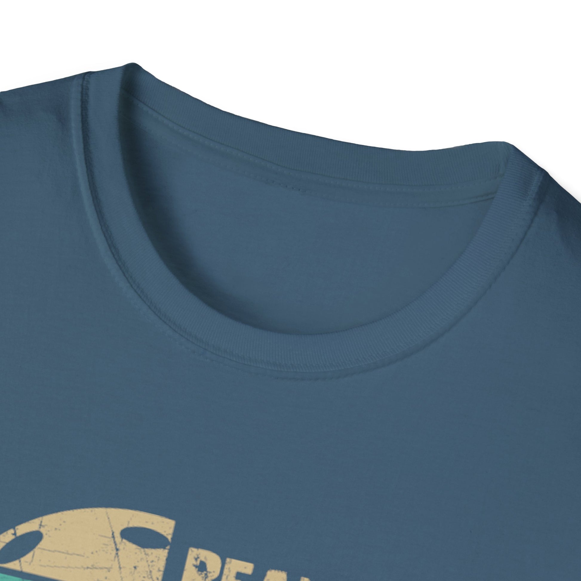 Men's Cool Pickleball T-shirt - Real Men Stay Out Of The Kitchen Retro