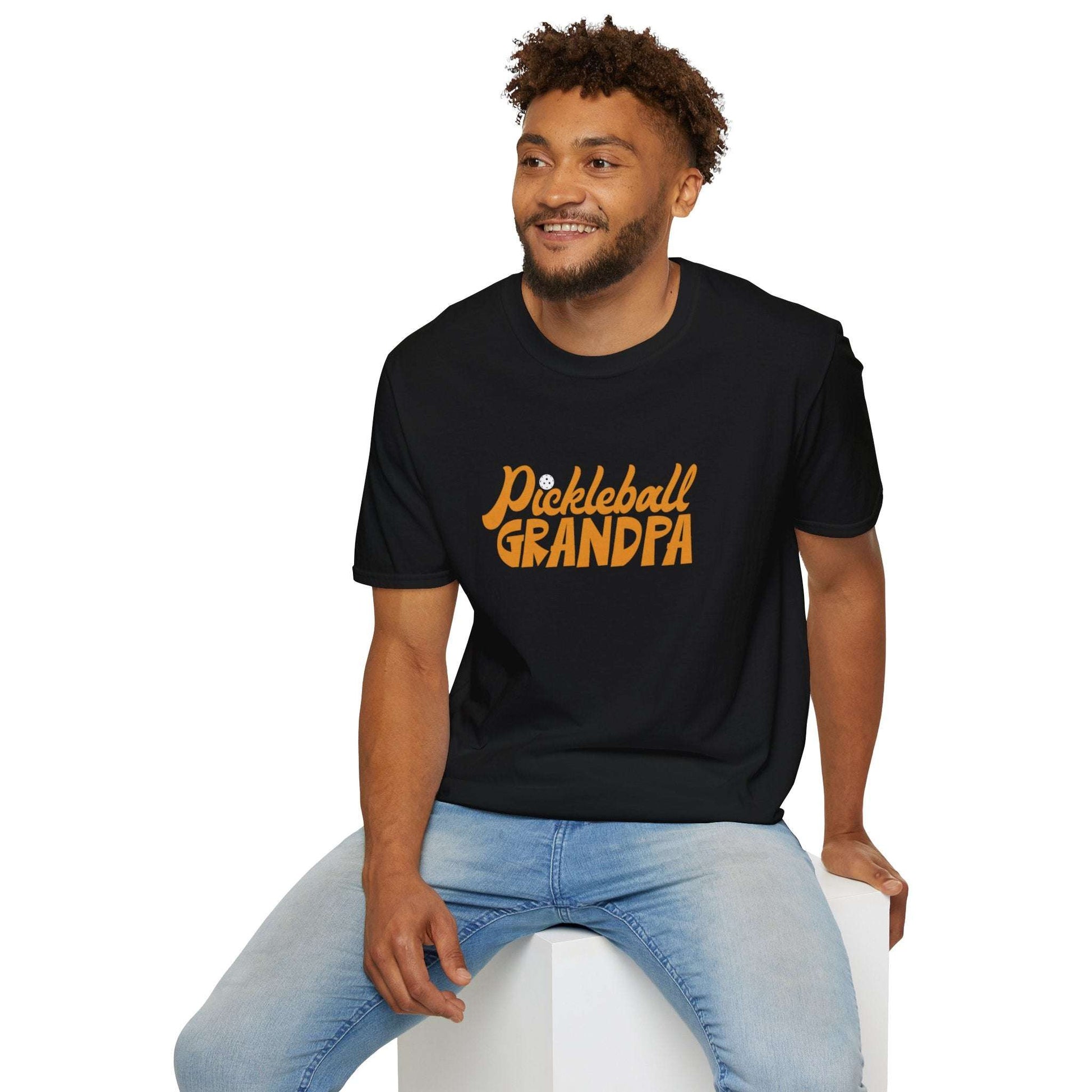 Men's Comfy Pickleball T-shirt - Pickleball Grandpa