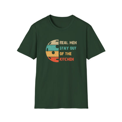 Men's Cool Pickleball T-shirt - Real Men Stay Out Of The Kitchen Retro Green