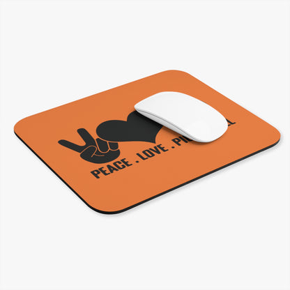 Pickleball Cheerful Mouse pad - Peace. Love. Pickleball