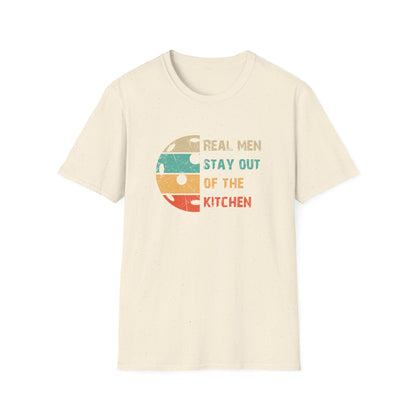 Men's Cool Pickleball T-shirt - Real Men Stay Out Of The Kitchen Retro Beige