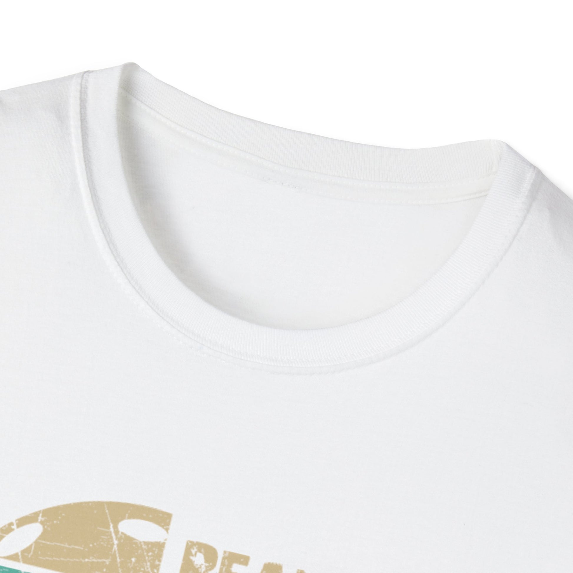Men's Cool Pickleball T-shirt - Real Men Stay Out Of The Kitchen Retro